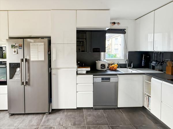 A vendre belle maison 5 pièces située à Jouy Le Moutier de 100 m2