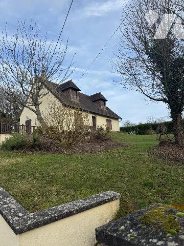 L'Etude de Maître Céline YVER-FOURQUEMIN, Notaire à ARGENTAN (Orne), vous propose :