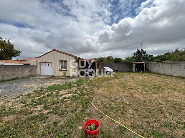 Maison spacieuse à vendre à Legé avec jardin