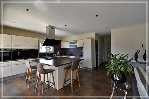 Maison Narrosse 4 pièce(s) 95 m2