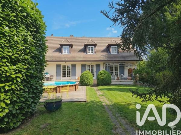 Maison à vendre 5 pièces 209 m² Saint-Romain-le-Puy