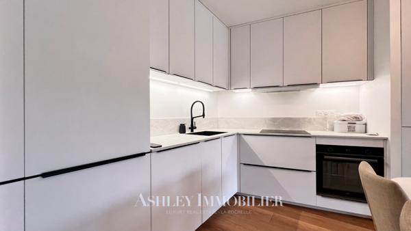 A VENDRE APPARTEMENT TYPE 4 À 100M DE LA MER - QUARTIER LES MINIMES