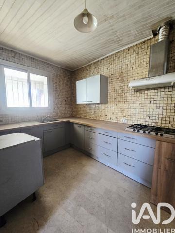 Maison à vendre 6 pièces 150 m² Cuges-les-Pins