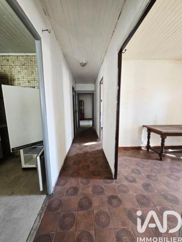 Maison à vendre 6 pièces 150 m² Cuges-les-Pins