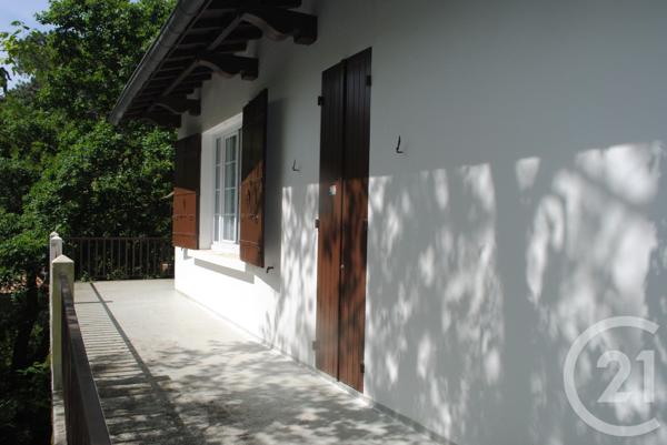 Maison à vendre  11 pièces - 207,74 m 2   ARCACHON  - 33