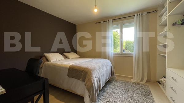 GRANDE MAISON FAMILIALE 