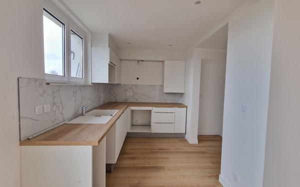 Appartement à vendre    3 pièces • 58 m2 Saint-Jean-de-la-Ruelle