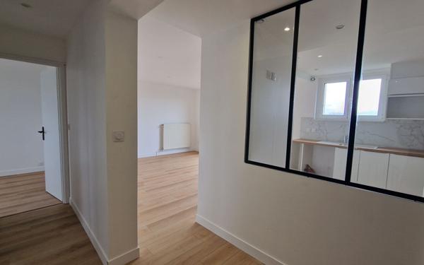 Appartement à vendre    3 pièces • 58 m2 Saint-Jean-de-la-Ruelle