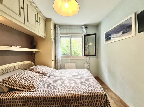 T3 REZ DE JARDIN - PROCHE CENTRE VILLE ANNECY - GARAGE - PARKING