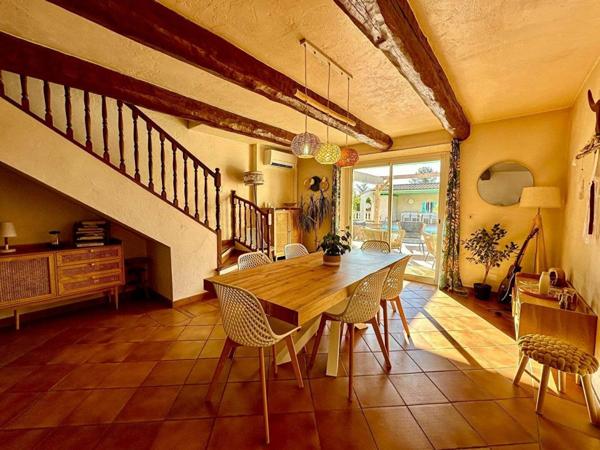 ROQUEBRUNE-SUR-ARGENS - LA BOUVERIE : PROPRIÉTÉ 257 M² - TERRAIN 2 850 M²