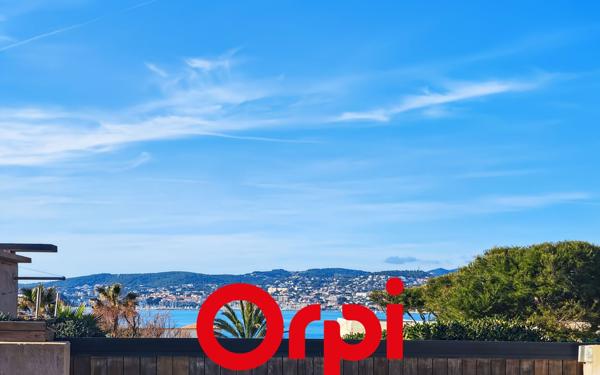 Appartement à vendre    3 pièces • 43,80 m2 Sanary-sur-Mer