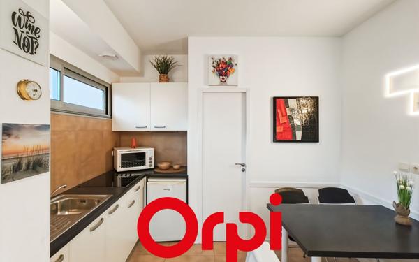 Appartement à vendre    3 pièces • 43,80 m2 Sanary-sur-Mer