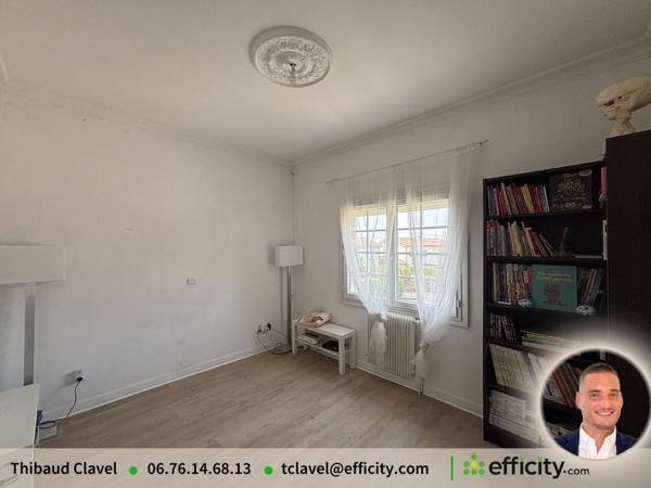 Maison
         7 pièces
        - 133 m² Exclusivité 260 000 € *