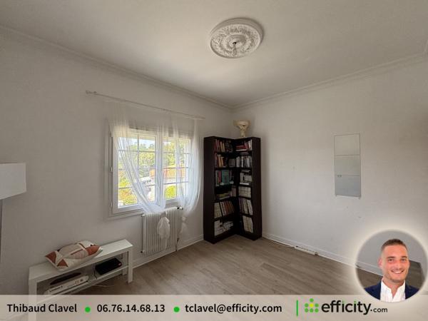 Maison
         7 pièces
        - 133 m² Exclusivité 260 000 € *