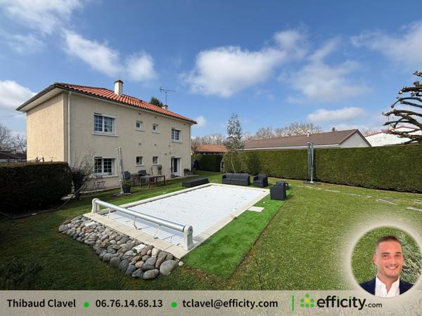 Maison
         7 pièces
        - 133 m² Exclusivité 260 000 € *