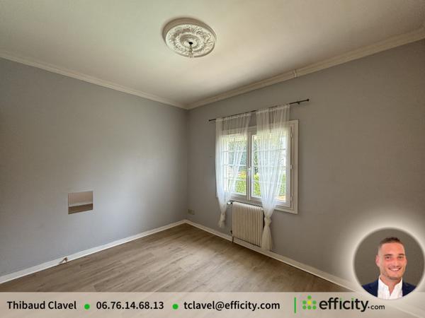 Maison
         7 pièces
        - 133 m² Exclusivité 260 000 € *