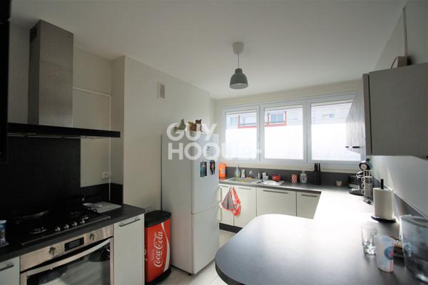 APPARTEMENT 3 PIÈCES - 64m² - BALCON (45400)