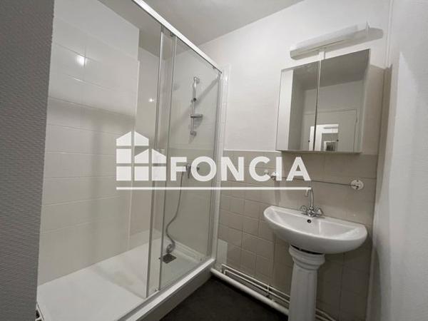 Location Appartement 2 pièces 52.8 m² - 6 RUE LEDOUX Caen 14000