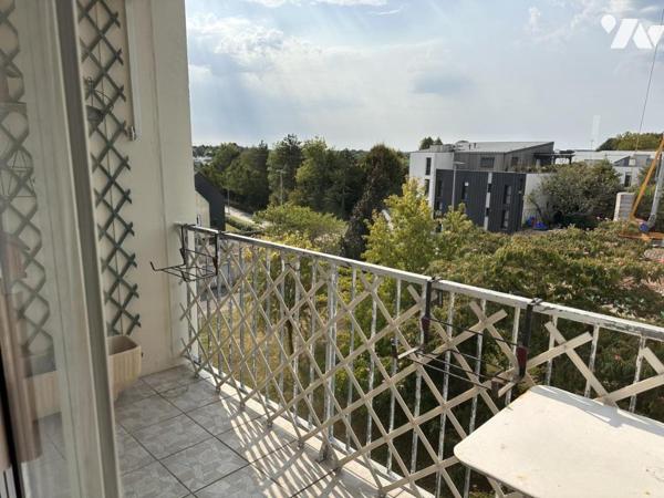 A VENDRE 56 VANNES La Garenne, à 2 pas du centre historique, appartement 94 m², 4 chambres, parking 