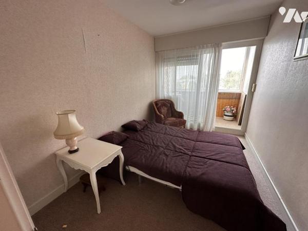 A VENDRE 56 VANNES La Garenne, à 2 pas du centre historique, appartement 94 m², 4 chambres, parking 