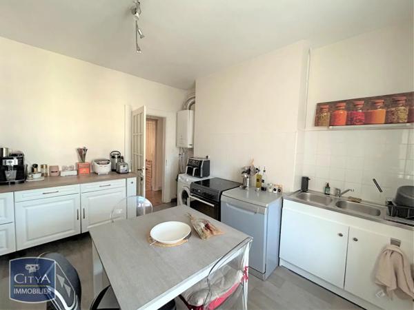 Appartement à louer 5 pièces 105.25m²