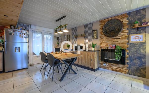 Maison à vendre    4 pièces • 82,38 m2 Courcelles-lès-Lens