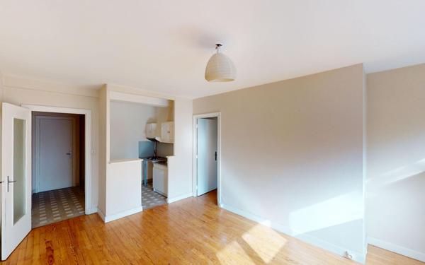 Appartement à vendre    2 pièces • 55,51 m2 Saint-Étienne