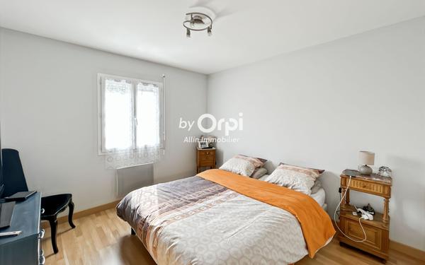 Maison à vendre    4 pièces •  Montluçon