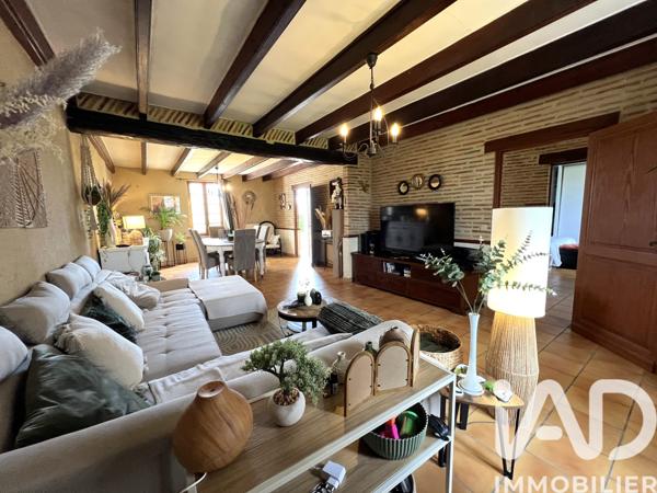 Maison à vendre 8 pièces 257 m² Saint-Martial-d'Artenset