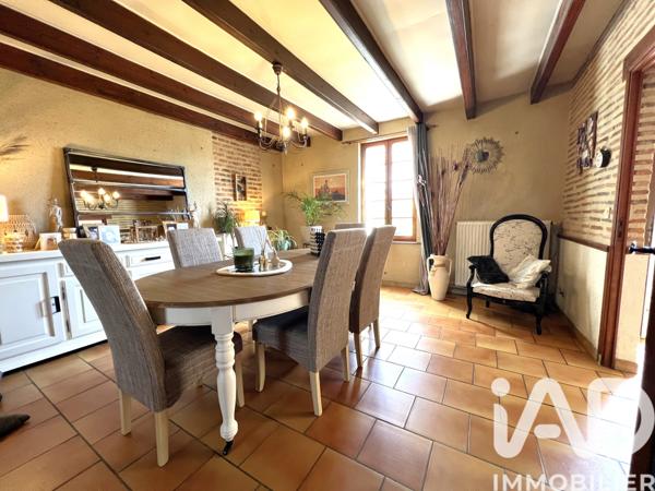 Maison à vendre 8 pièces 257 m² Saint-Martial-d'Artenset