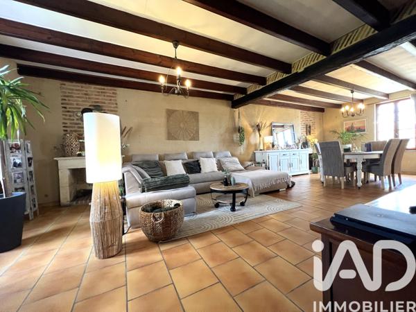 Maison à vendre 8 pièces 257 m² Saint-Martial-d'Artenset