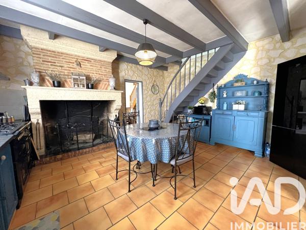 Maison à vendre 8 pièces 257 m² Saint-Martial-d'Artenset