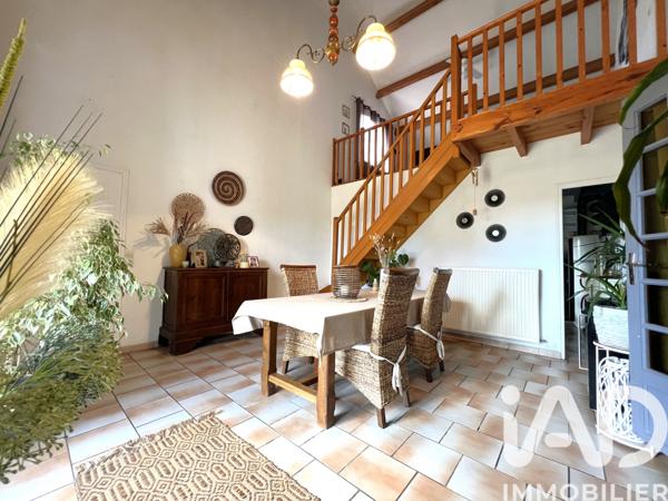 Maison à vendre 8 pièces 257 m² Saint-Martial-d'Artenset