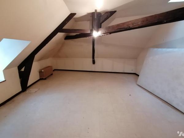 Maison de maitre avec 6 chambres dans le centre ville de Saint-James
Avec cabinet, beau potentiel