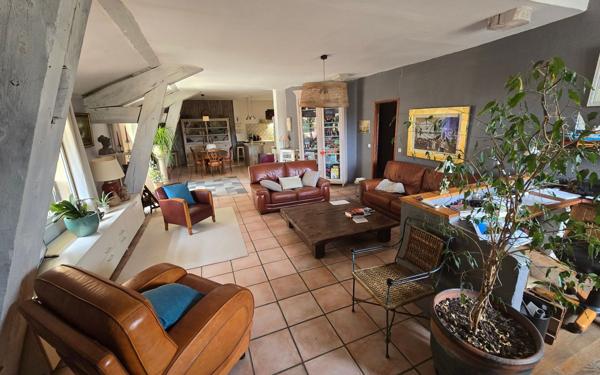 Maison à vendre    10 pièces •  Marcorignan