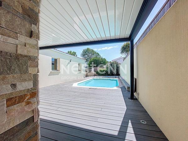 Maison Dompierre Sur Mer 6 pièce(s) 154 m2 4 CHAMBRES BUREAU JARDIN PISCINE GARAGE