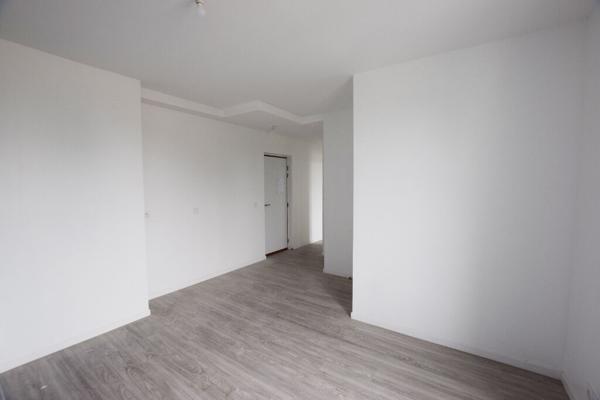 PROCHE GARE NANGIS, APPARTEMENT 2 PIECES AU 2EME ETAGE, SEJOUR AVEC COIN CUISINE AMENAGEE, CHAMBRE, SALLE D'EAU, PLACE DE PARKING