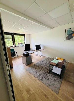 Location Bureau 101 77185 Lognes 807602