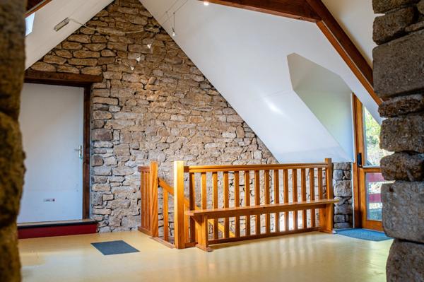 Dpt Morbihan (56), à vendre LE FAOUET Propriété du 19ème de 890 m² sur Domaine de 8 Hectares