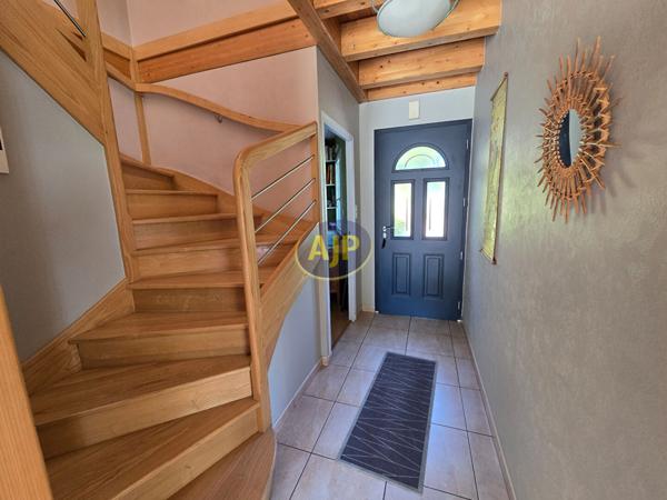 Vente maison Guemene Penfao : 313 000 € - AJP By Marie