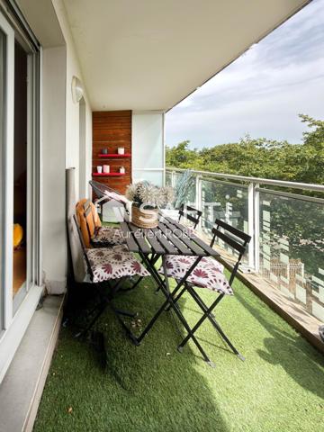 Appartement avec une belle terrasse dans une résidence sécurisée
