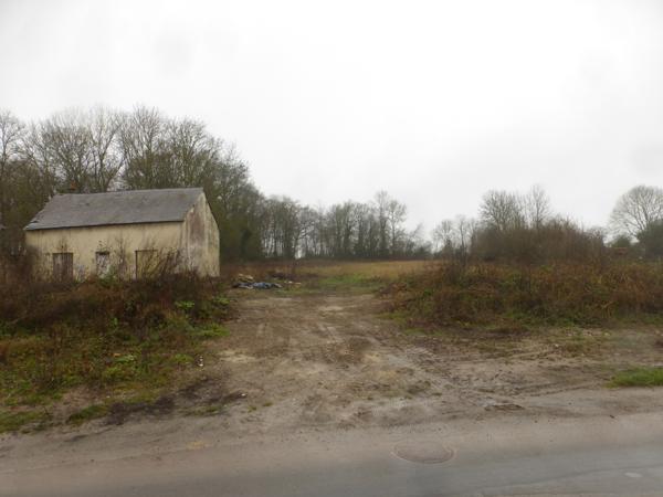 SUPERBE TERRAIN A BATIR VIABILISE DE 6200 M² DONT UN TIERS EST CONSTRUCTIBLE POUR PLUSIEURS MAISONS Troissereux (60112)