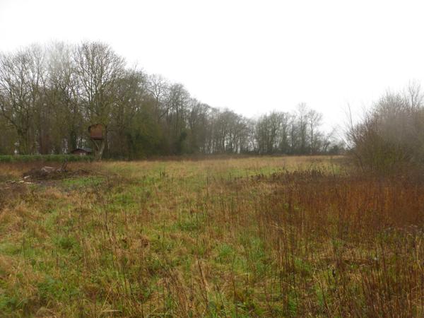 SUPERBE TERRAIN A BATIR VIABILISE DE 6200 M² DONT UN TIERS EST CONSTRUCTIBLE POUR PLUSIEURS MAISONS Troissereux (60112)