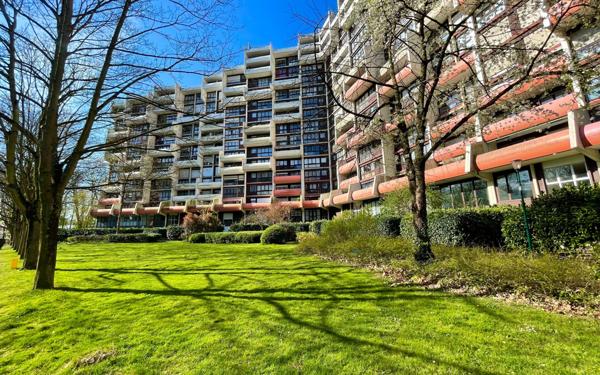 Appartement à vendre    2 pièces • 47 m2 Sevran