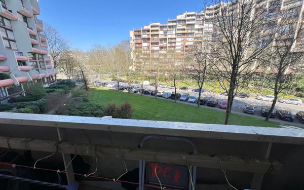 Appartement à vendre    2 pièces • 47 m2 Sevran