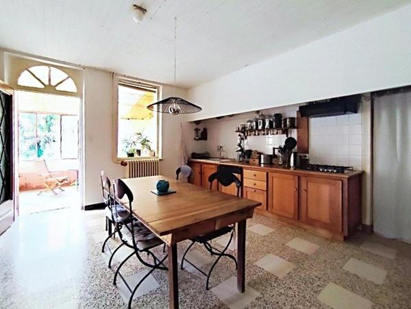 Ferme - T7 - 177m²