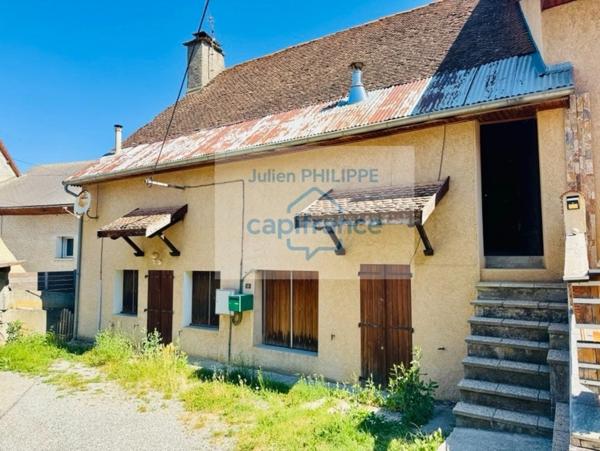 Maison de ST LAURENT DU CROS (05)