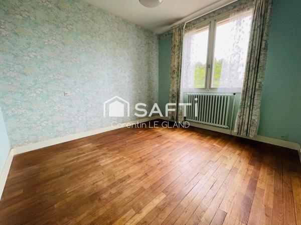 Maison au calme, en plein centre de Questembert !