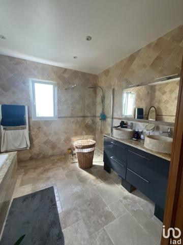 Maison 5 pièces de 200 m² à Autignac (34480)