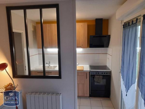 Appartement à louer 2 pièces 48.89m² Terrasson-Lavilledieu (24120)